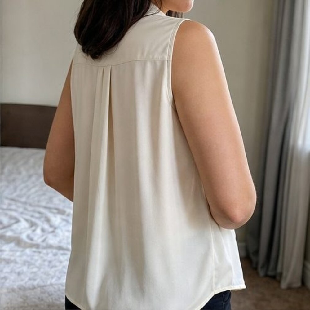 Cream Pleated Blouse - Picture 3 of 6
